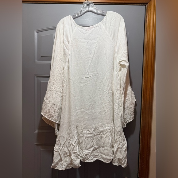 Lilly Pulitzer Amisa Tunic Dress White  and gold Dress - Picture 2 of 11